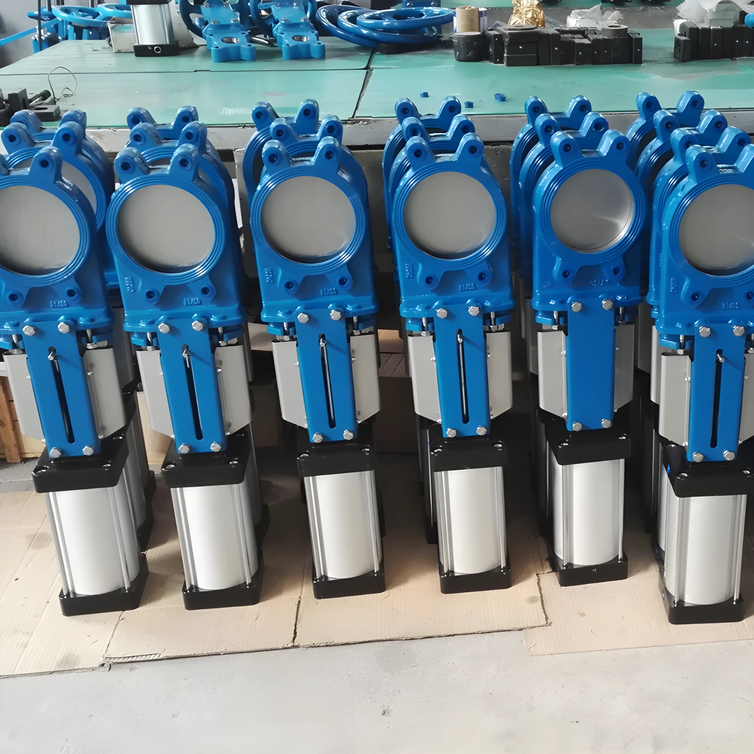 PN10 Stainless Steel Flange Connection Pneumatic Knife Gate Valve 